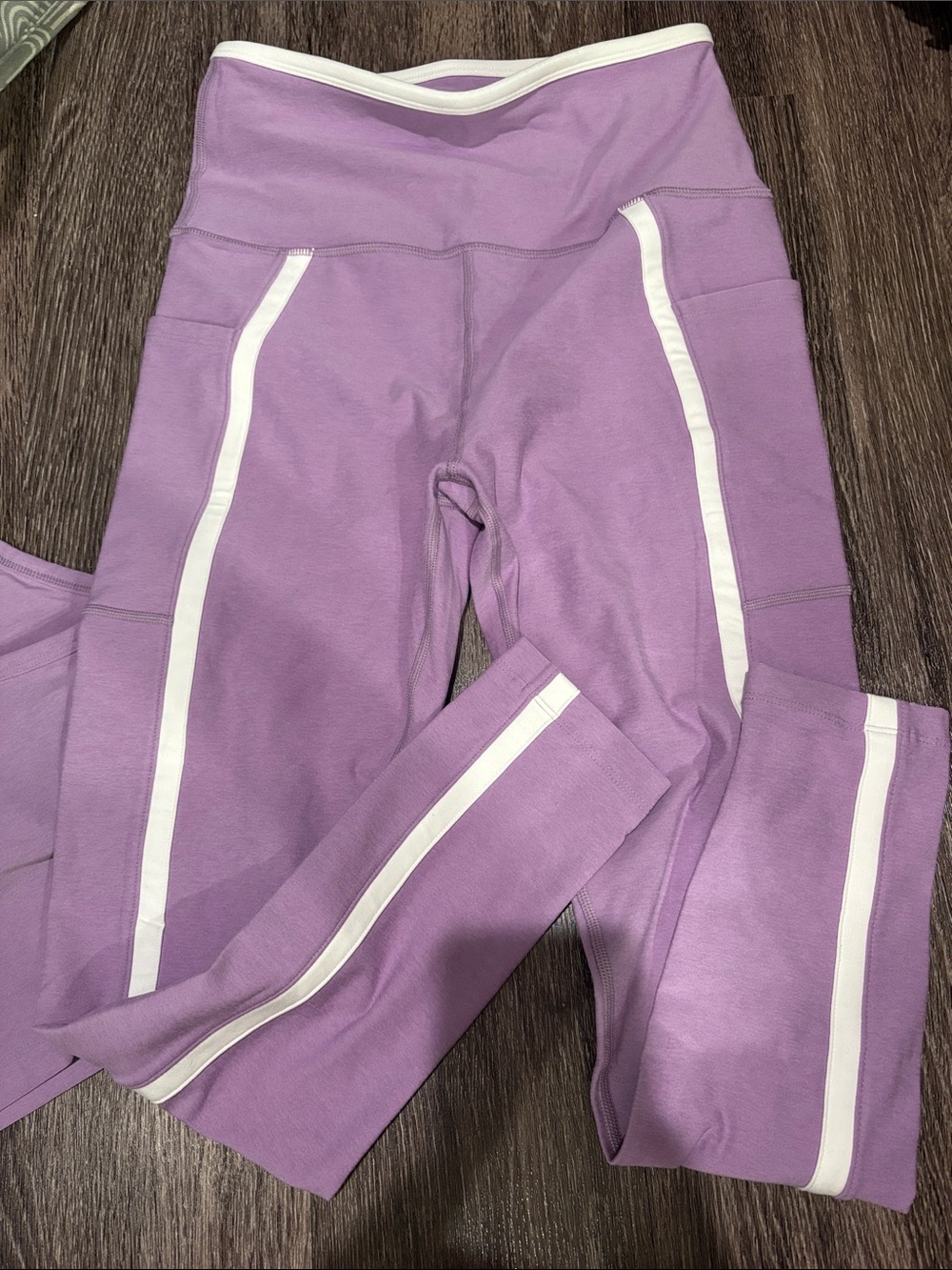Beyond Yoga Lilac Petal Heather Matching Set - Picture 6 of 7